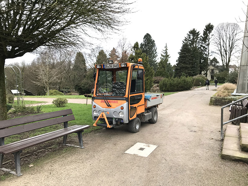 Arbeitsfahrzeug Arbeitsfahrzeug